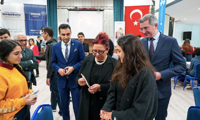 Erdem Koleji’nde kariyer günleri