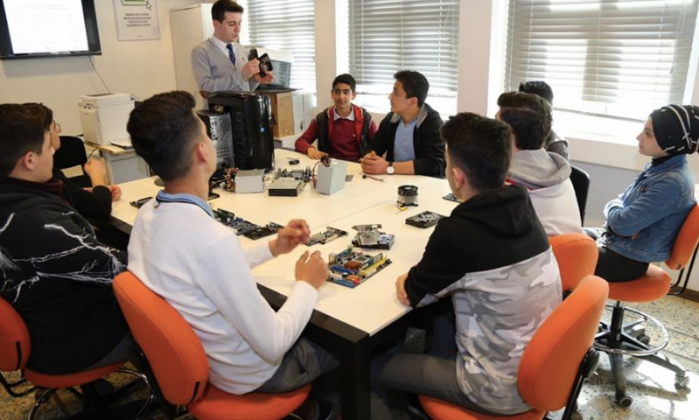 Öğrencilerden dijital kütüphaneye yoğun ilgi