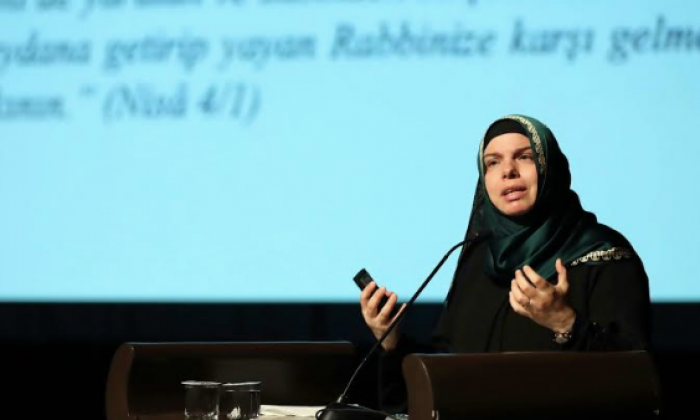 GAÜN’de “Hakları ve Saygınlığı ile İslam’da Kadın” konferansı