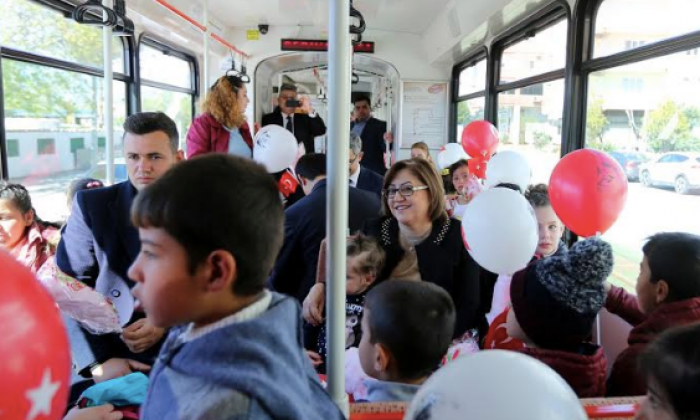 Burç İlkokulu öğrencilerinin tramvay hayali gerçekleşti