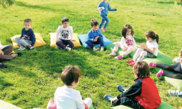 Dersler bahçede oyunla işlenecek