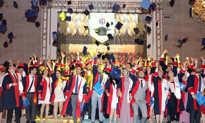 GAÜN Tıp’tan Sağlık Ordusuna 166 hekim