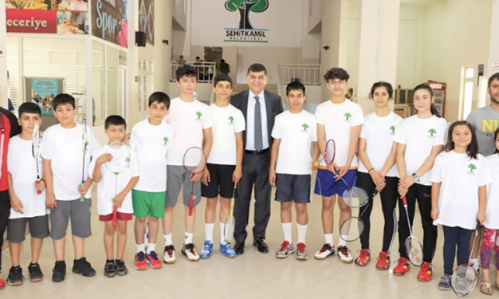 Yaz dönemi boyunca usta raketler yetişti