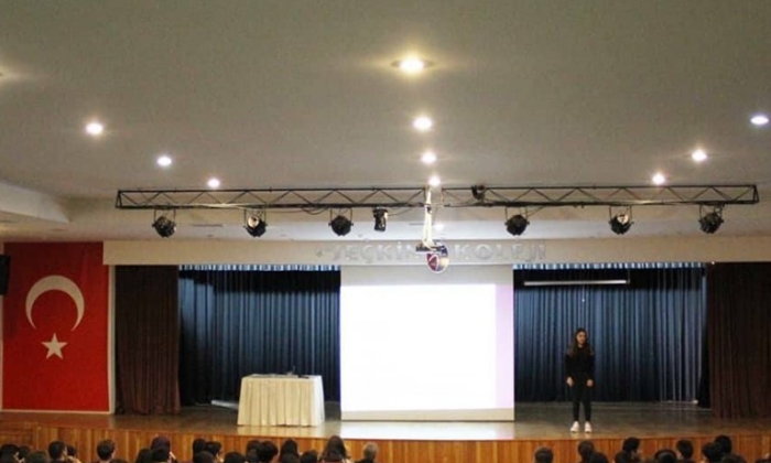 Seçkin Kolejinde “Güvenli İnternet Kullanımı ve Bilişim Suçları" semineri