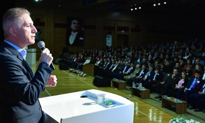 Vali Gül, 24 Kasım Öğretmenler Günü’nü kutladı