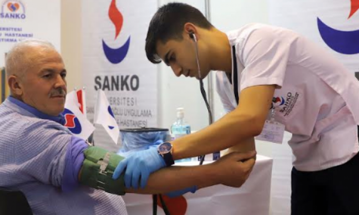 SANKO Üniversitesi hastanesi GAPSHOES'ta stant açtı