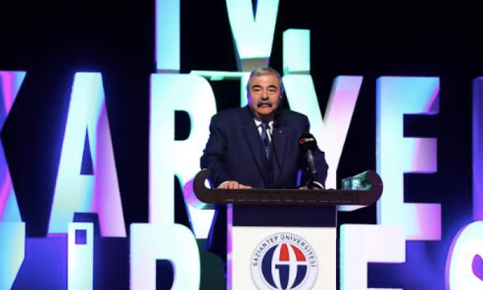 Abdulkadir Konukoğlu: Üniversite eğitimi kişinin ufkunu açar