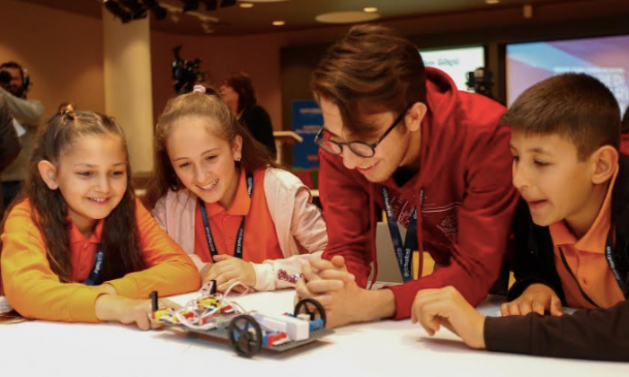 YGA 19 Mayıs Gençlik ve Spor Bayramı’nda ‘Bilim Gönüllüleri’ Projesini Başlattı