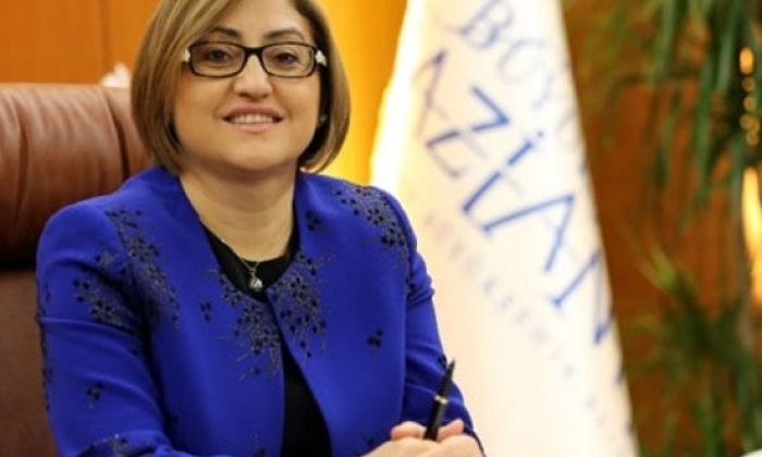 Fatma Şahin’den tebrik