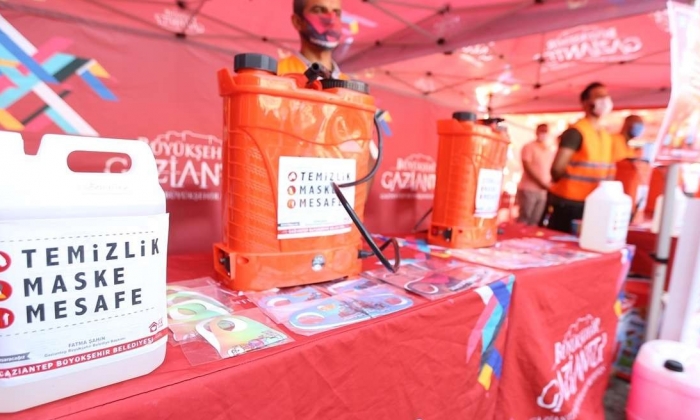 500 okula hijyen malzemesi