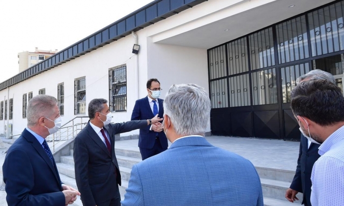 Vali’den lise incelemesi