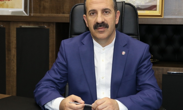 Ahmet Gök: İkisi de yanlış!