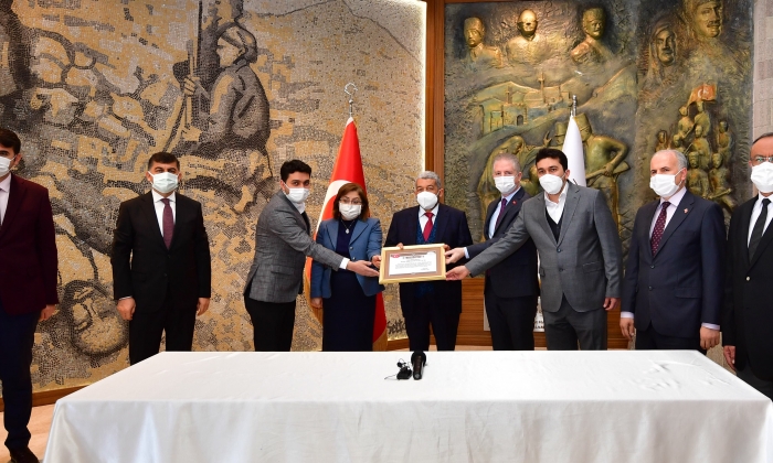 Bozatlı ailesinden Kur’an kursu