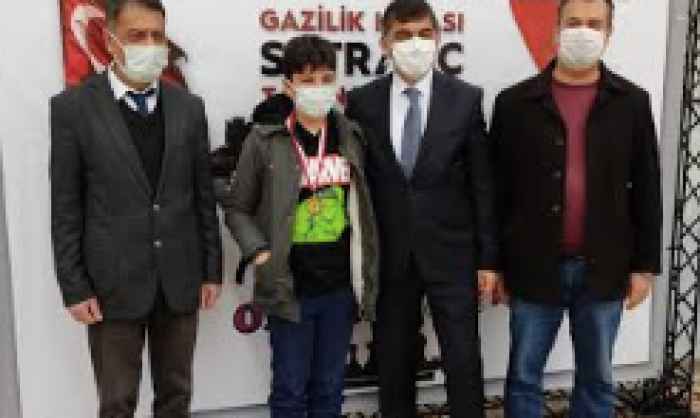 Erdem Koleji başarılarına bir yenisini ekledi