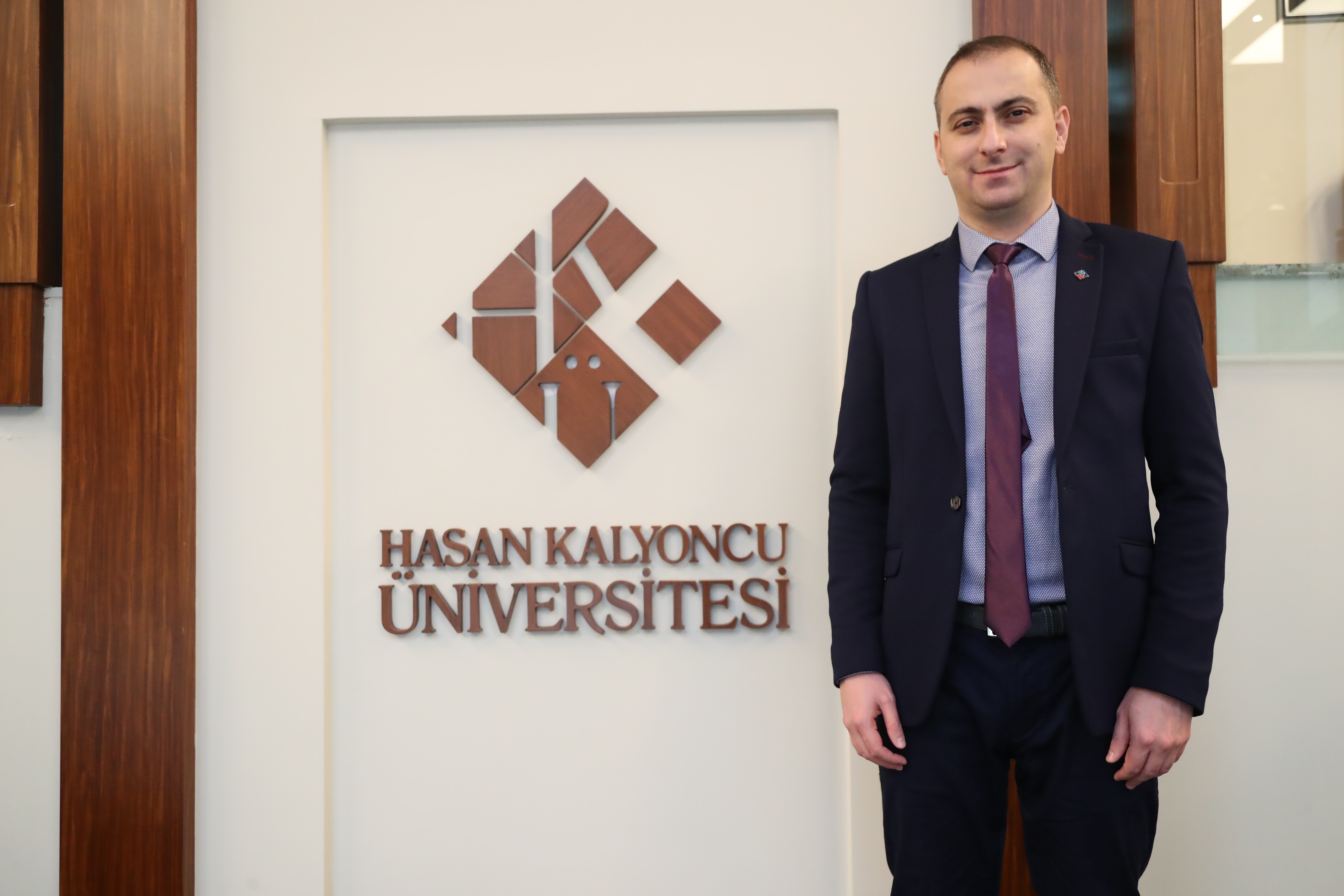 Prof. Dr. Yola HKÜ’de