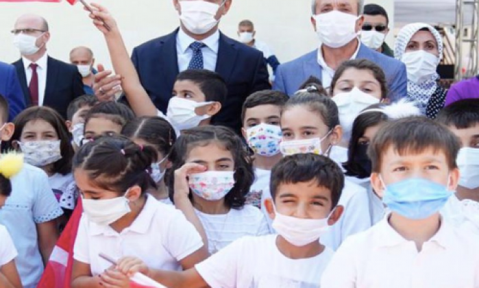 Bakan Özer: Kurallara harfiyen uyarak yüz yüze eğitime devam etme kararlılığı içindeyiz
