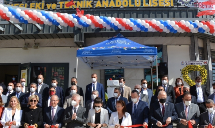 Topçuoğlu’ndan Gaziantep’e bir okul daha