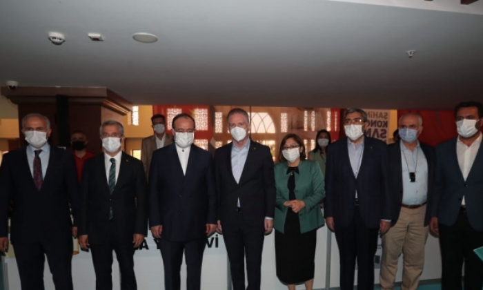 Şahinbey kitap fuarına yoğun ilgi