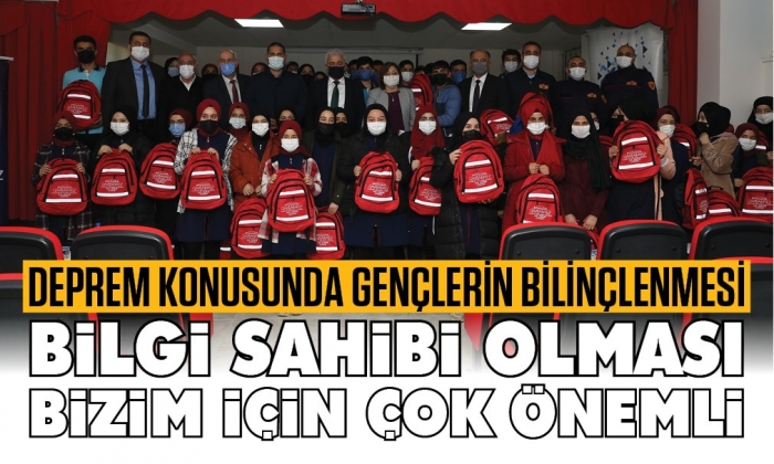 Büyükşehir, deprem eğitimleri ile gençleri bilinçlendiriyor