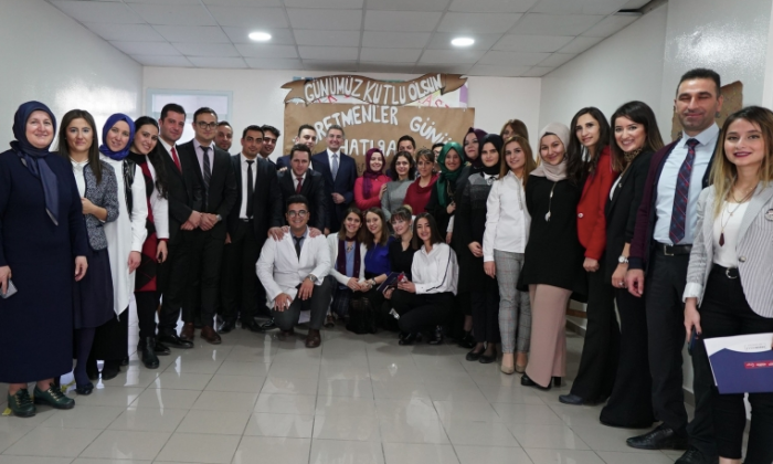 Yılda bir gün değil her gün öğretmenlerin