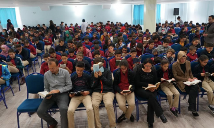Erdem Koleji'nde "toparlanın okuyoruz" etkinliği