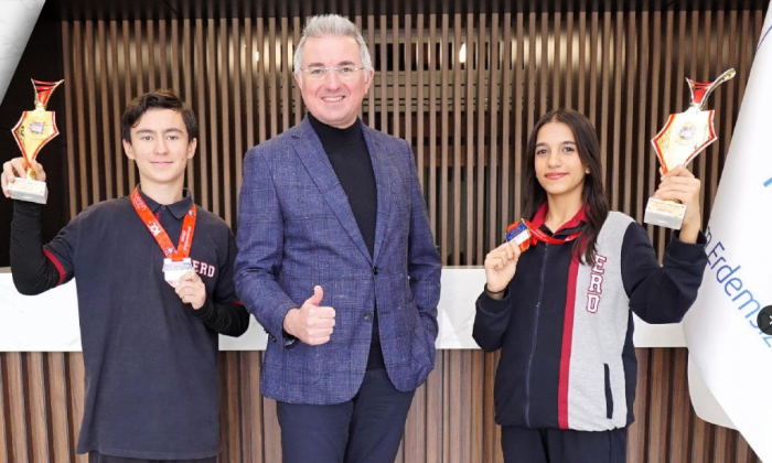 Erdem Koleji'nde karatede büyük başarı