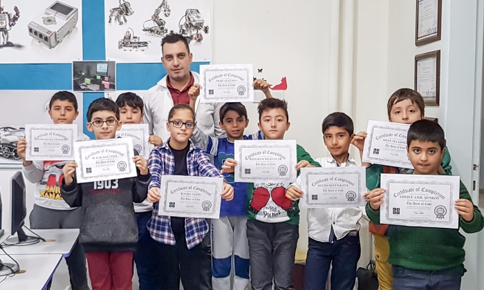 Erdem Kolejine CODEORG Başarı Sertifikası