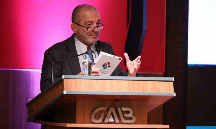 HKÜ'de Önemli Zirve