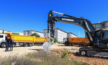 GAÜN’ün Büyük Kütüphane Projesi İçin İlk Kazma Vuruldu