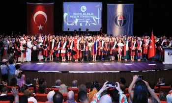    GAÜN’de diploma heyecanı