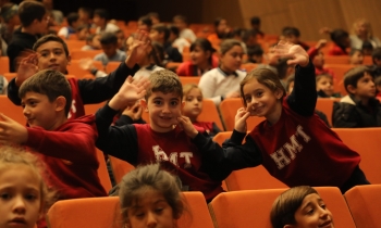    Şehitkâmil’de çocuk tiyatrosu günleri başladı