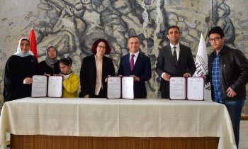    İmzalar Okul İçin Atıldı