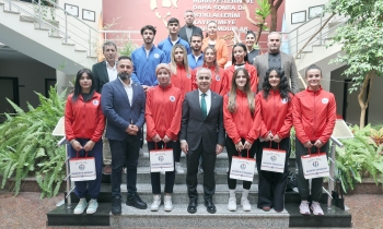 Başarılı sporculardan Rektör Doğan’a ziyaret!