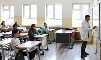 Öğretmenlerin İl İçi İsteğe Bağlı Yer Değiştirme Sonuçları Açıklandı