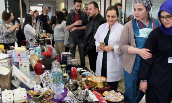 Tıp Fakültesi öğrencilerine kermes