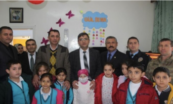 Evde eğitim gören Gül Sema’ya duygulandıran ziyaret