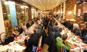 Rektör Yılmaz eğitimcilerle buluştu