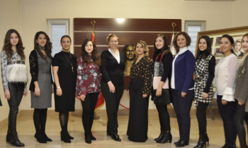 GKV’li uzmanlar velileri ve öğrencileri uyardı