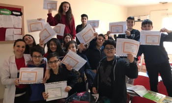 Adalılar karnelerini aldı