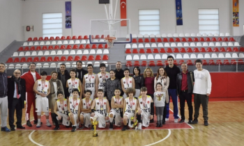 Potalara Gaziantep Kolej Vakfı damgası