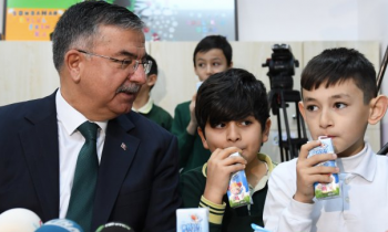 Bakan Yılmaz, Okul Sütü Programı’na katıldı