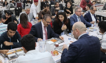 GAÜN’de Öğrencilere Gelenekselleşen Çanakkale Menüsü Verildi