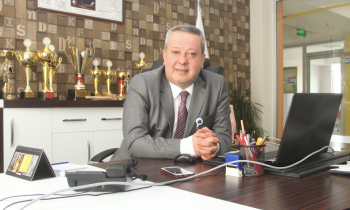 Özel Deva Ortaokulu Müdürü Alper Kaplan: Mutlu öğrenciler başarılı olur