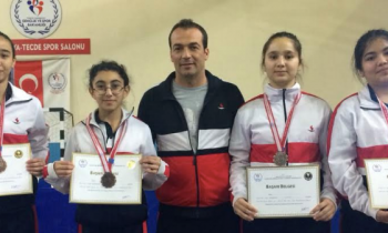 SANKO Okulları tenis takımı Türkiye Şampiyonasına gidiyor