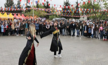 GAÜN’DE ŞENLİK DOLU DOLU GEÇİYOR