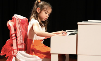 SANKO İLKOKULU ÖĞRENCİSİ PİYANO YARIŞMASINDA ÜÇÜNCÜ OLDU