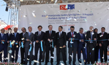 Gaziantep'te Suriyeli öğrenciler için yapılan okulun açılışı yapıldı