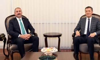 Adalet Bakanı Gül, Bakan Selçuk’u ziyaret etti