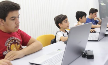 Bakan Varank'tan heyecanlandıran mesaj