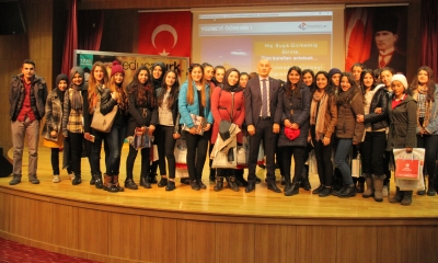 Gaziantep Üniversite Fuarında Öğrenciler Üniversiteleri Yakından İnceledi